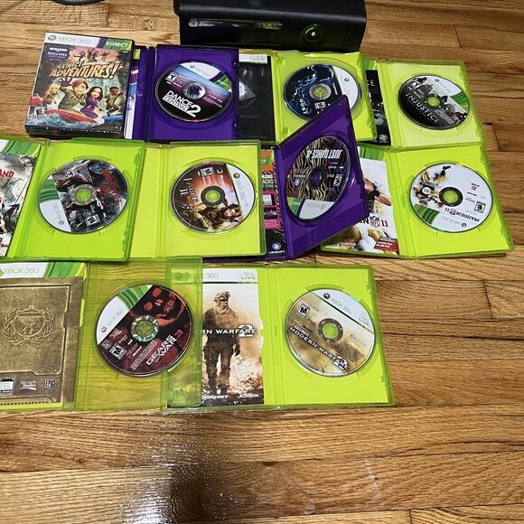 Xbox 360 Elite 120GB Console Bundle Lot With Controller, Games & Kinect Tested